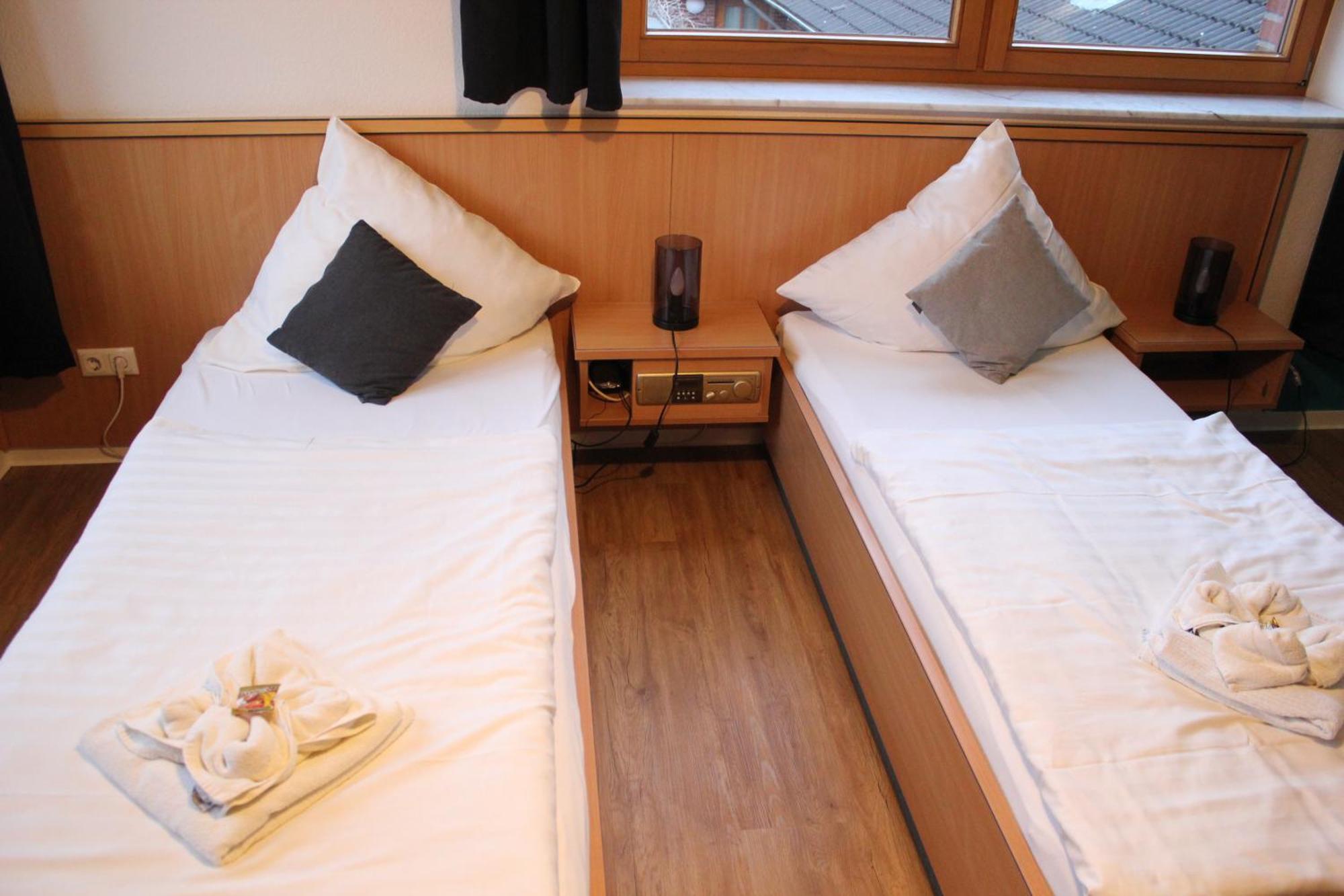 Olympia Hotel & Restaurant Inden Dış mekan fotoğraf
