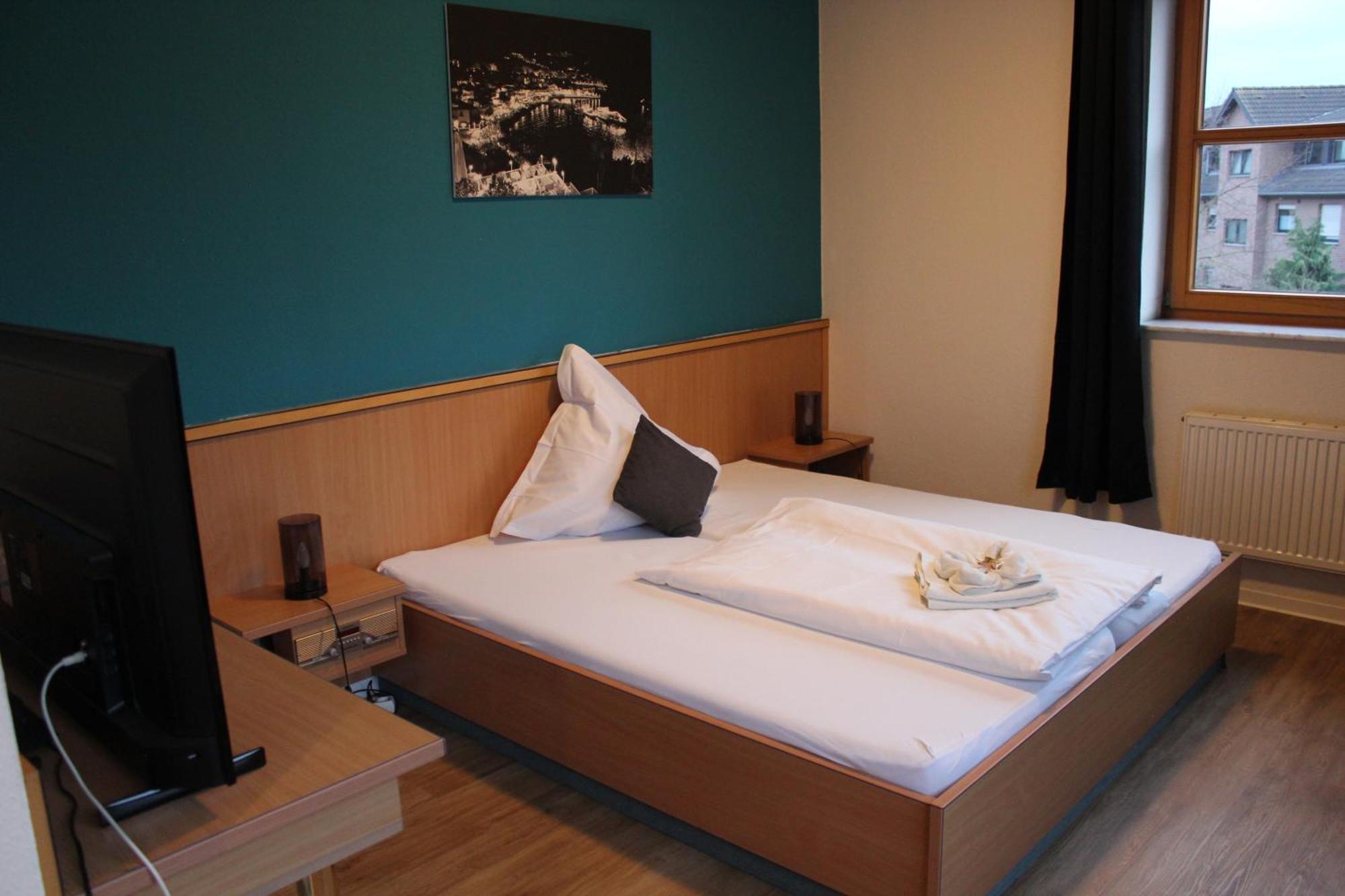 Olympia Hotel & Restaurant Inden Dış mekan fotoğraf
